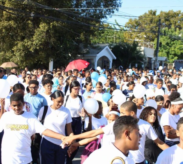 Juventud Salesiana Marcha “Movida por la Esperanza” en Honor a Don Bosco