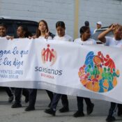 ¡Hagan lo que él les diga!